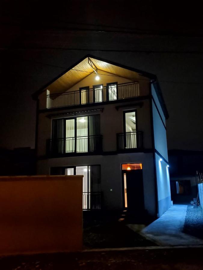 Urban Stay Rooms In Tbilisi Exteriör bild